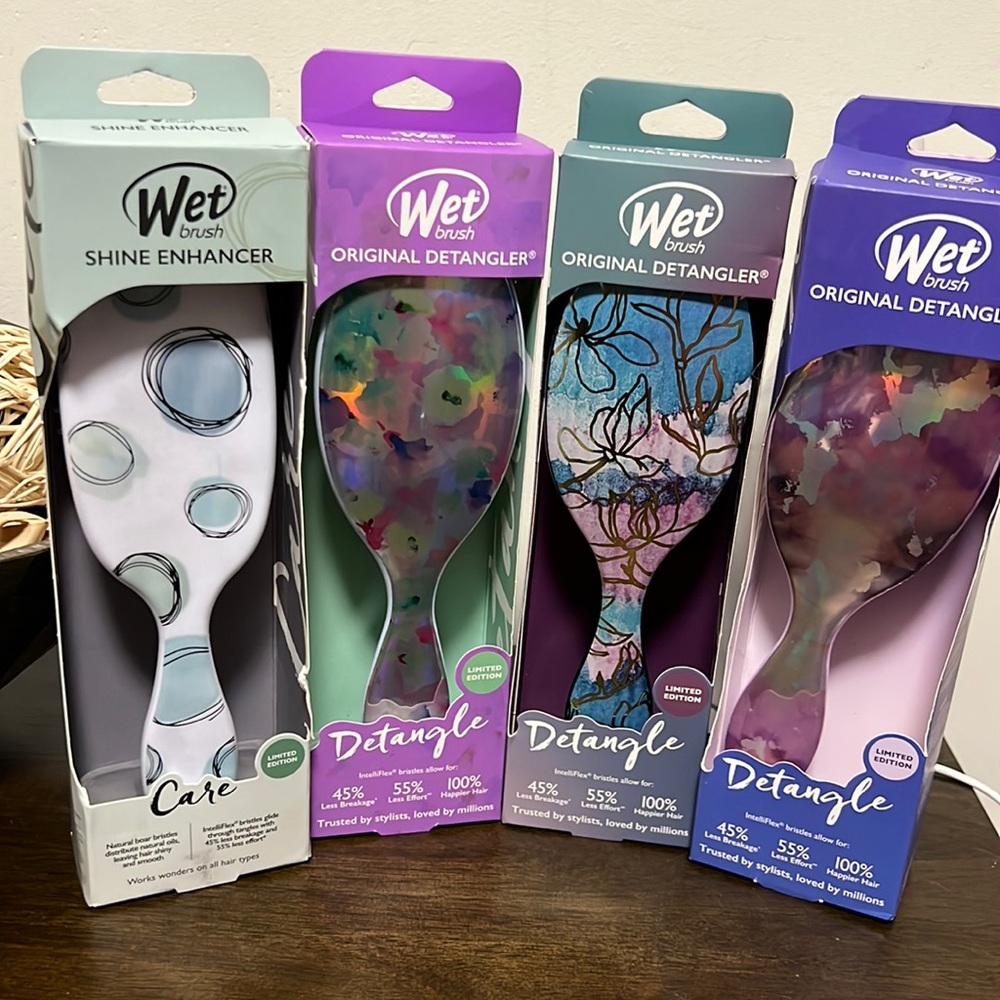 NIB The Wet Brush Original Detangler and Shine Enhancer Limited Edition